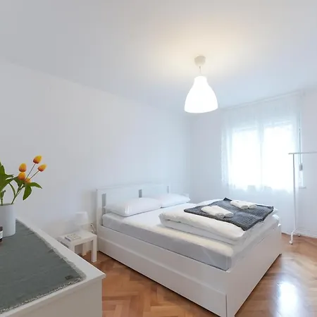 Apartman Break